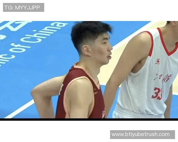 国家队中锋位置人手充足余嘉豪请假勇敢追梦值得支持