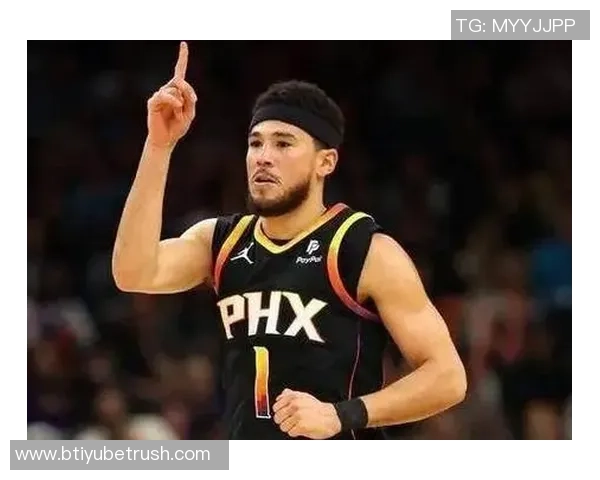 布克生涯30分以上比赛达到223场追平伯德距离前30仅差4场